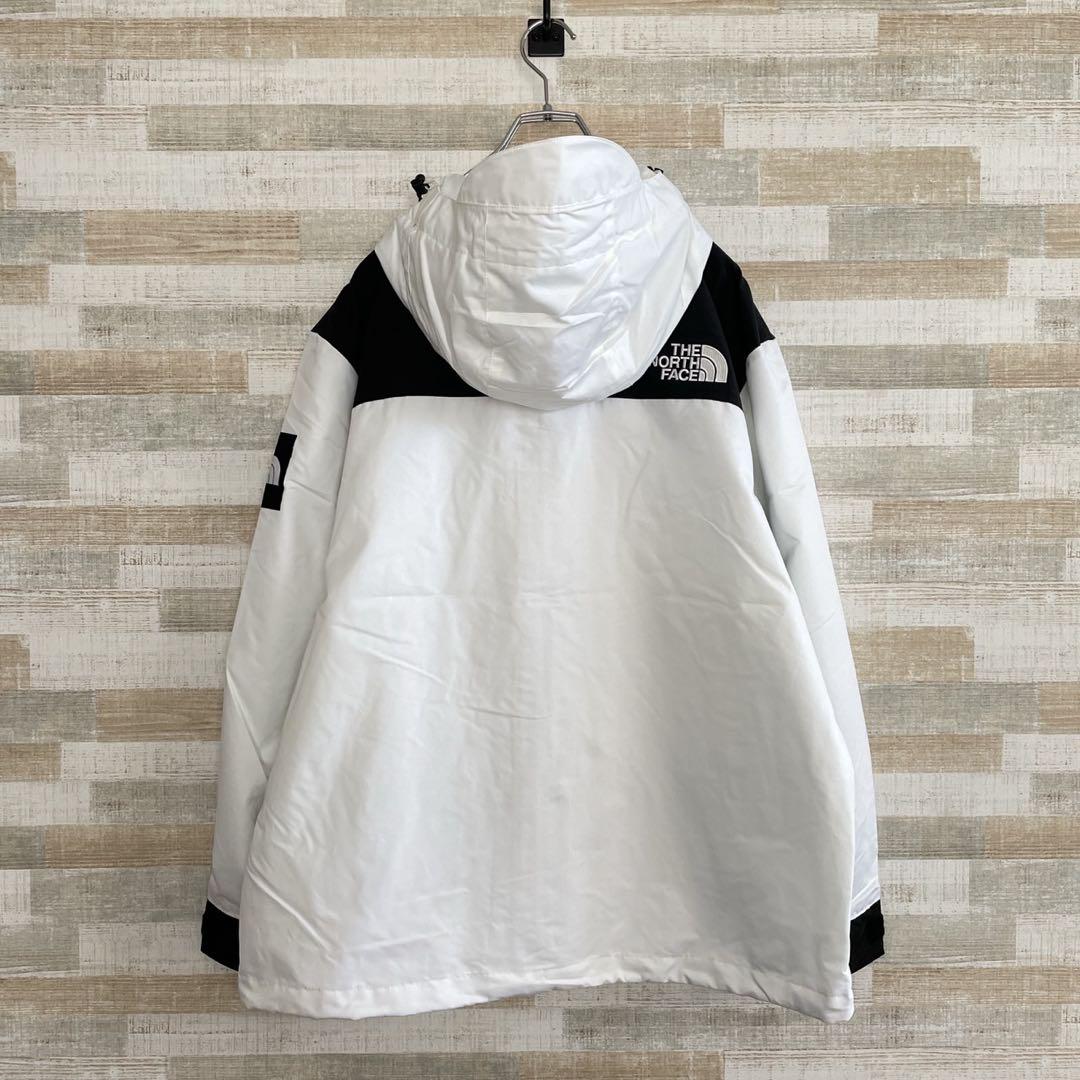 正規品 ノースフェイス【新品】WHITE LABEL マウンテンパーカー 白×黒 正規品 ノースフェイス【新品】WHITE LABEL マウンテンパーカー 白×黒